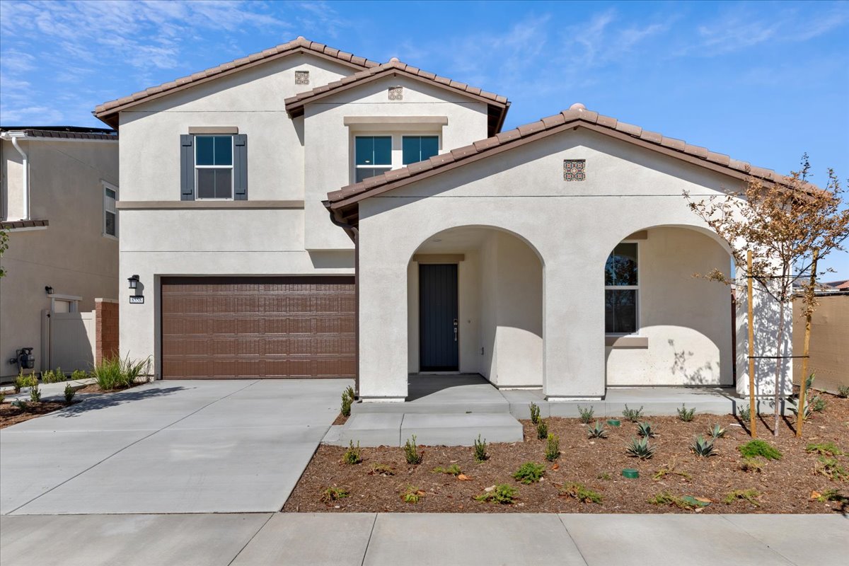 0053 8558 Toyon Street