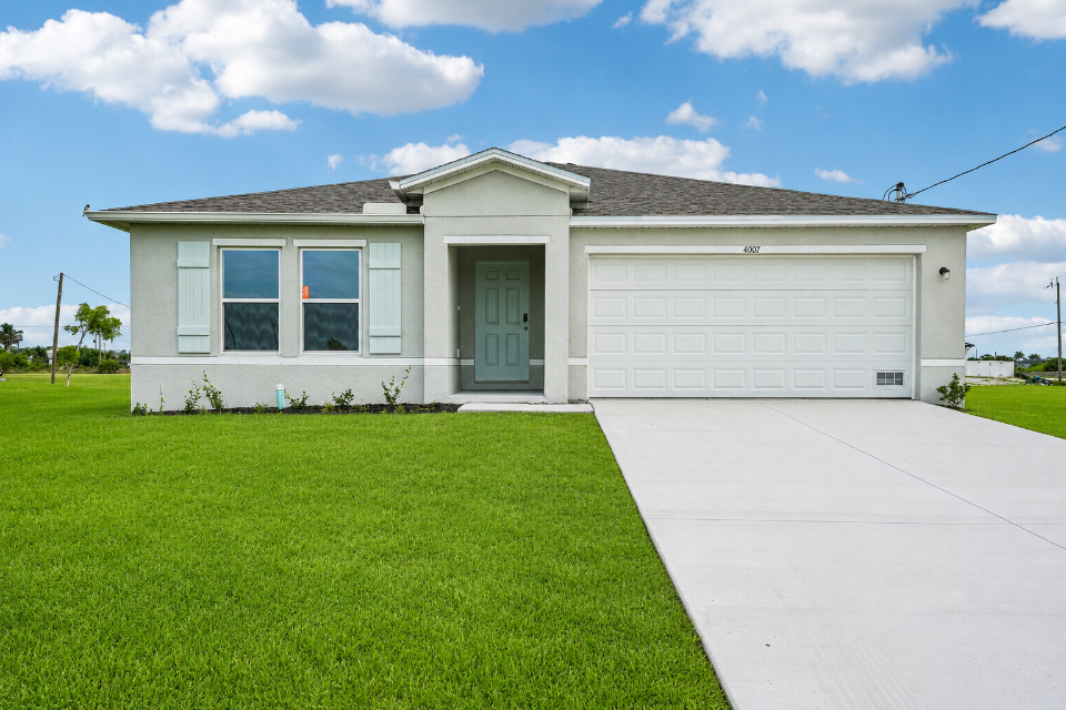545533 4007 NW 38th Lane